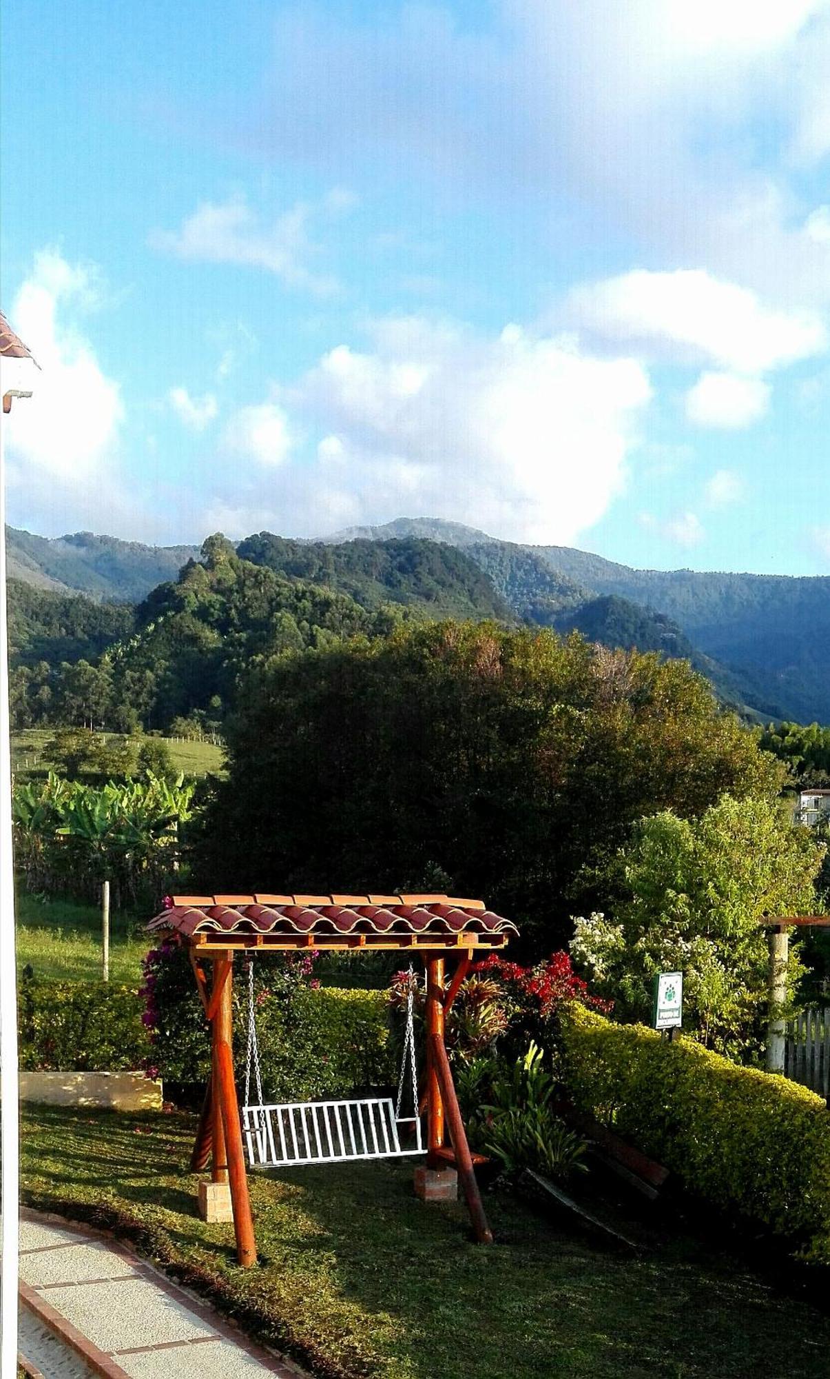Coliving La Boira Bed & Breakfast Jardin Bilik gambar