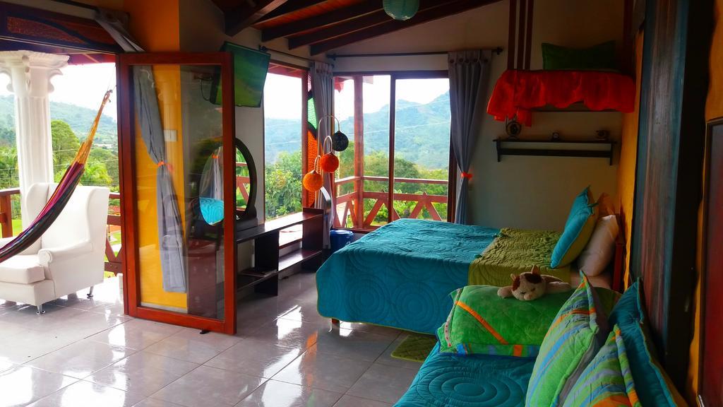 Coliving La Boira Bed & Breakfast Jardin Luaran gambar