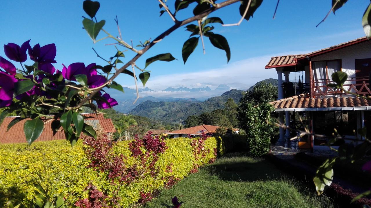 Coliving La Boira Bed & Breakfast Jardin Luaran gambar