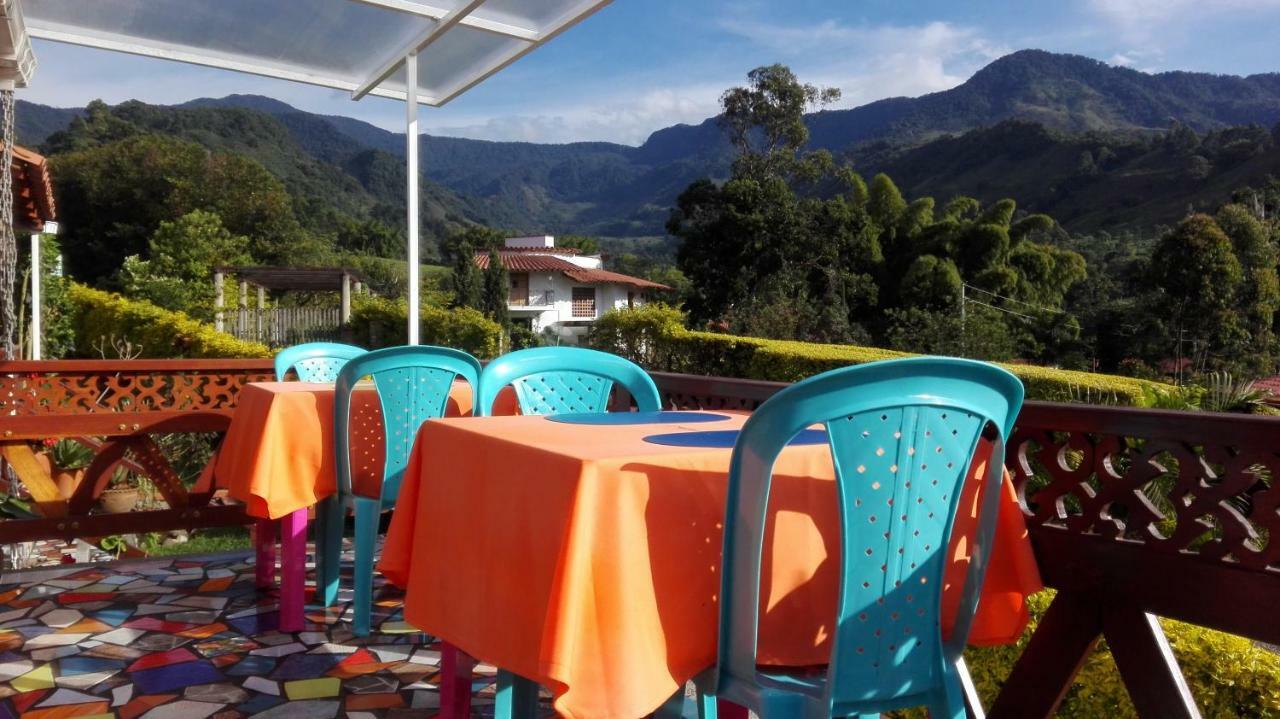 Coliving La Boira Bed & Breakfast Jardin Luaran gambar